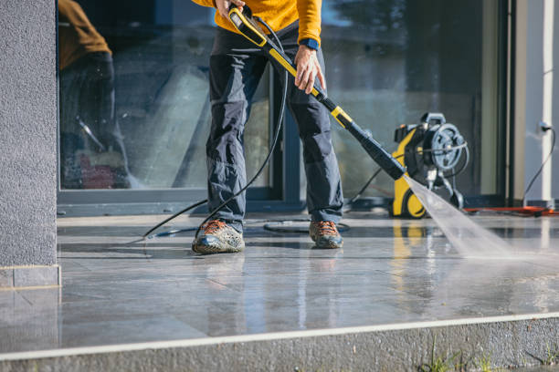 Best Graffiti Removal  in Kingston, RI