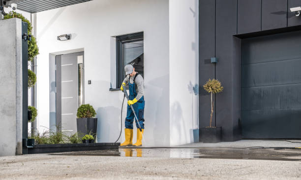 Best Animal Enclosure Cleaning  in Kingston, RI